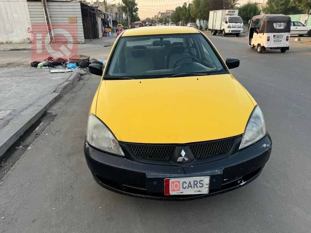 ميتسوبيشي لانسر